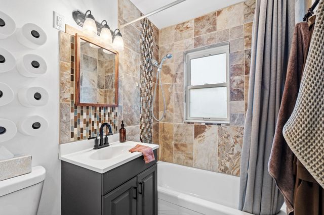 10825 Russell Avenue S, Bloomington, MN 55431