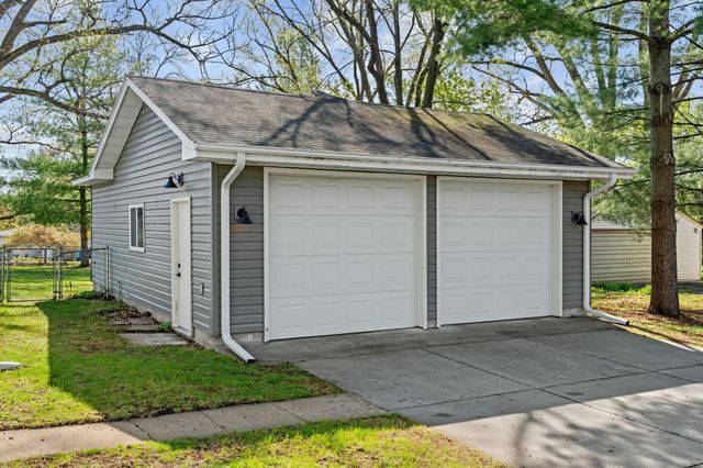 10825 Russell Avenue S, Bloomington, MN 55431