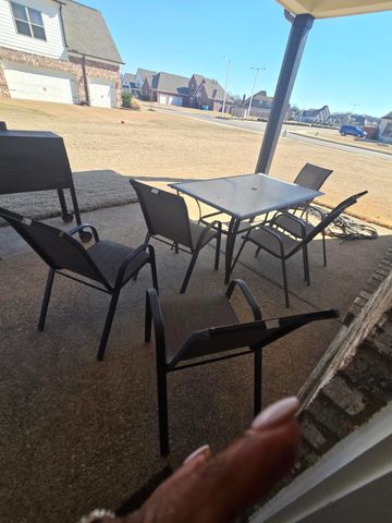 6400 CLARKSON CIR W, Arlington, TN 38002