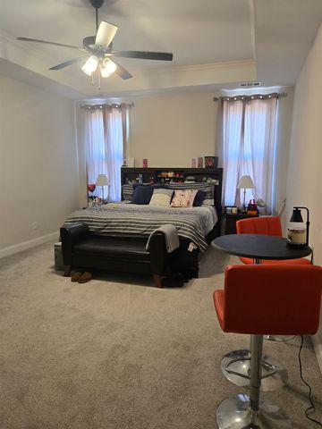 6400 CLARKSON CIR W, Arlington, TN 38002