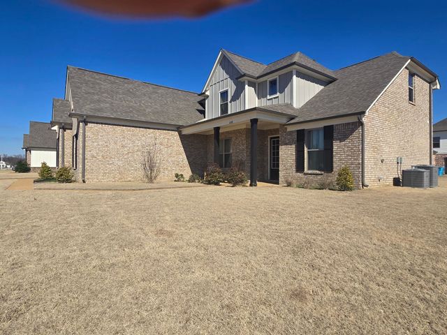 6400 CLARKSON CIR W, Arlington, TN 38002