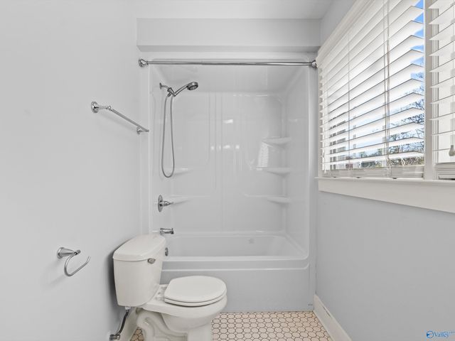 2716 Overton Road, Huntsville, AL 35801