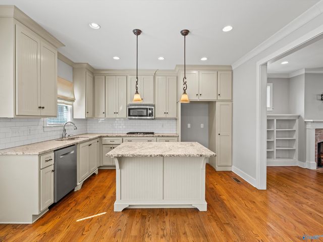 2716 Overton Road, Huntsville, AL 35801