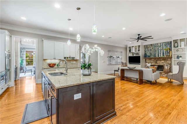 504 S WESTMINSTER Way NE, Atlanta, GA 30307