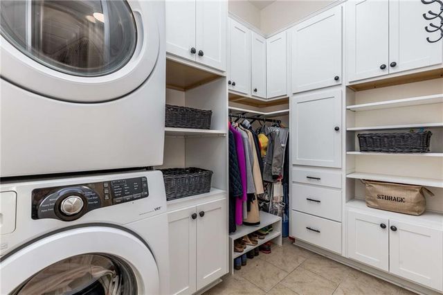 504 S WESTMINSTER Way NE, Atlanta, GA 30307