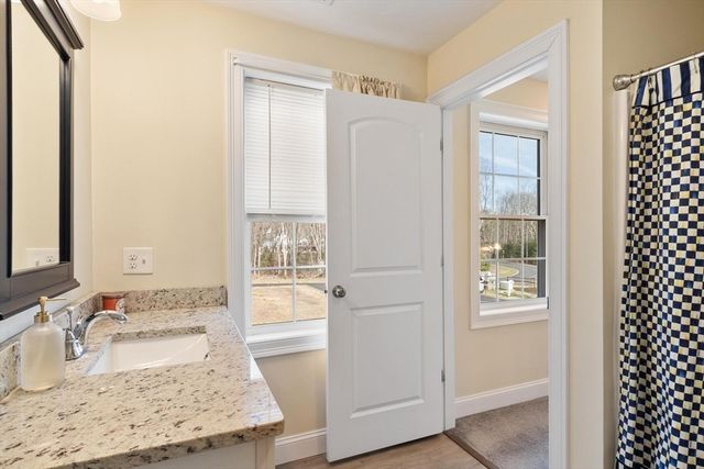 3 Pine Hill Way 3, Harvard, MA 01451