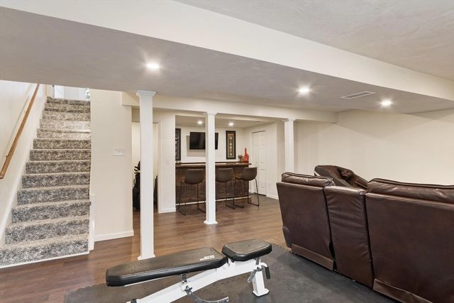 3 Pine Hill Way 3, Harvard, MA 01451