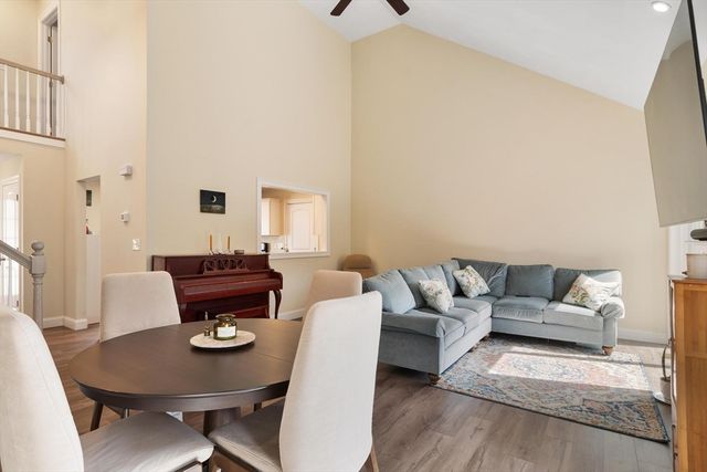 3 Pine Hill Way 3, Harvard, MA 01451