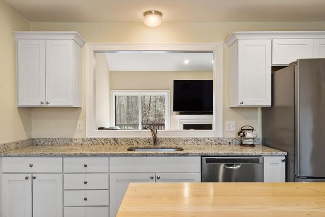 3 Pine Hill Way 3, Harvard, MA 01451