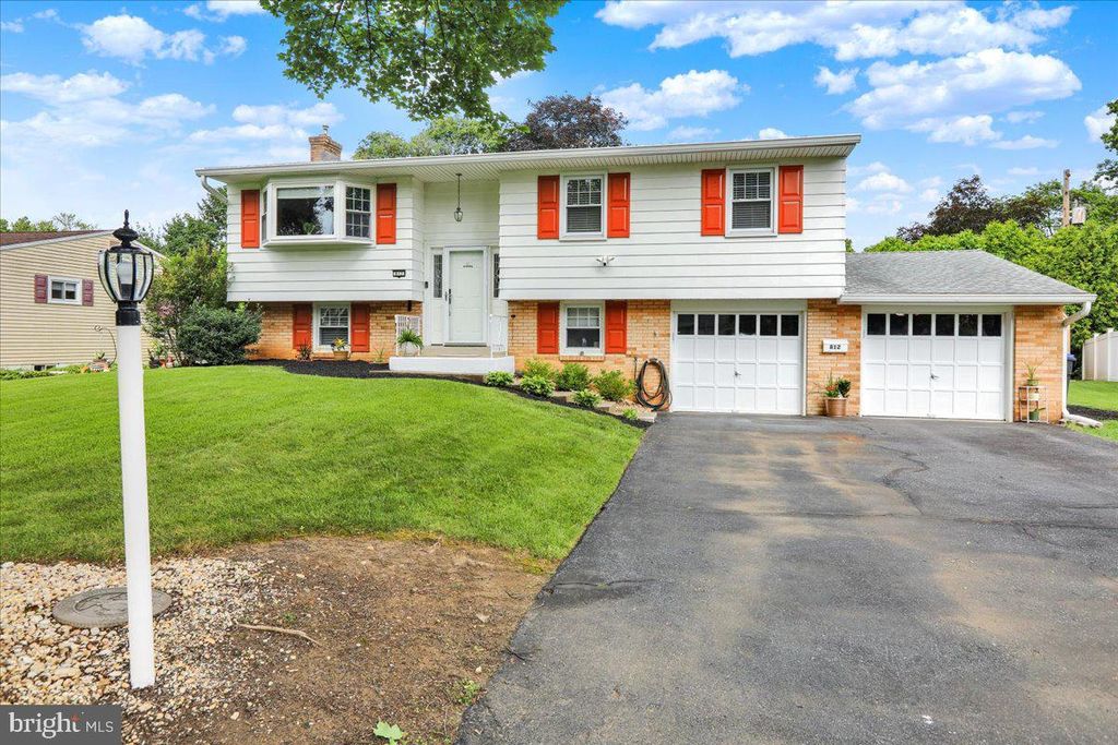 812 MILLER ST, Allentown, PA 18103