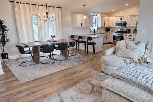 4166 N Christmas Tree Road, Decatur, IL 62521