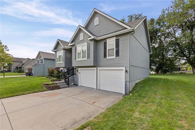 1100 Susan Street, Kearney, MO 64060