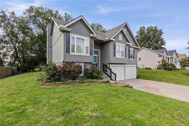 1100 Susan Street, Kearney, MO 64060