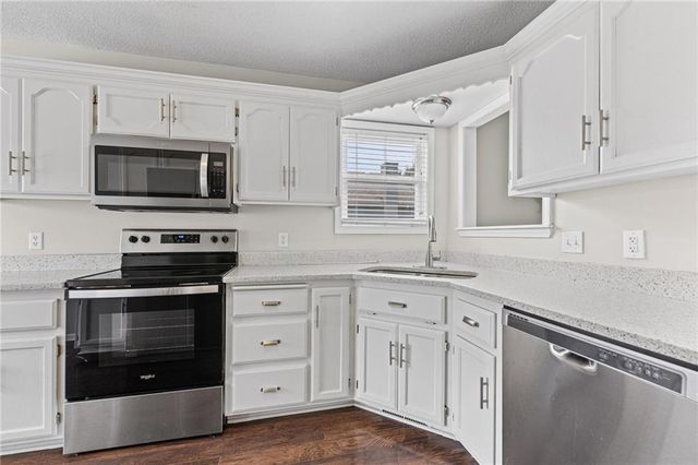 1100 Susan Street, Kearney, MO 64060
