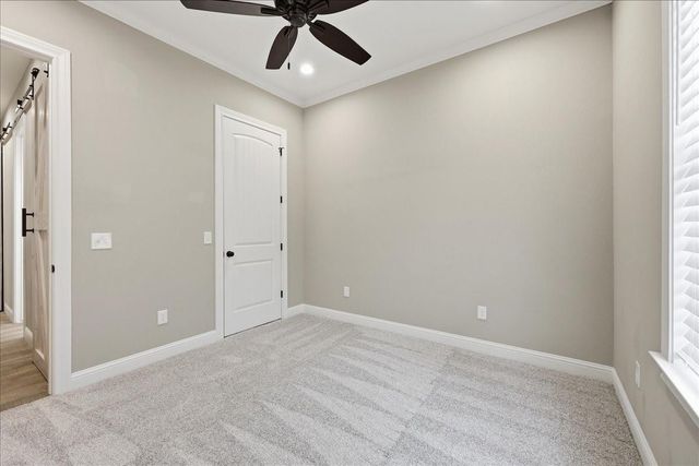 8225 Royal Oaks Dr, Lumberton, TX 77657