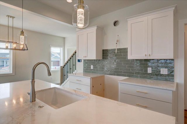 4157 Fox Forest Way, Deforest, WI 53532