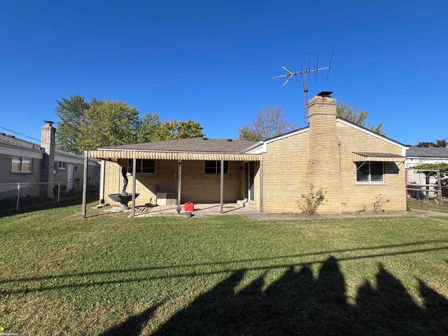 35078 Cavant Drive, Sterling Heights, MI 48310