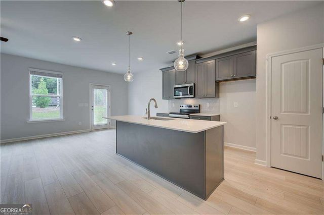 178 Abbotts Crossing Circle, Conyers, GA 30094