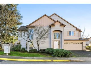 22030 Sw GRAHAMS FERRY Rd D, Tualatin, OR 97062