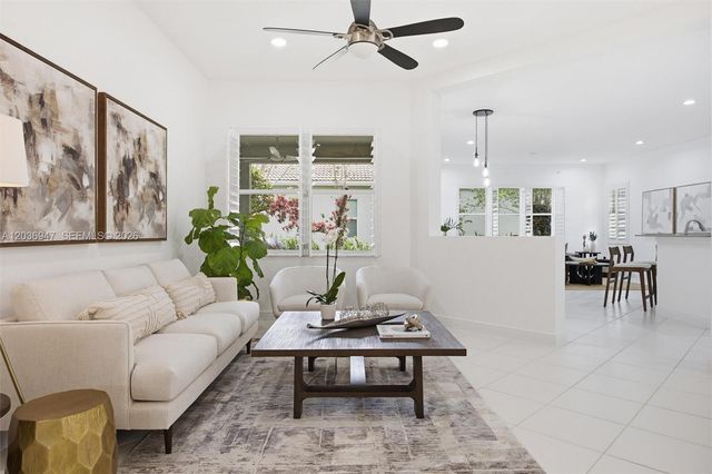 19308 Stonebrook Street, Weston, FL 33332