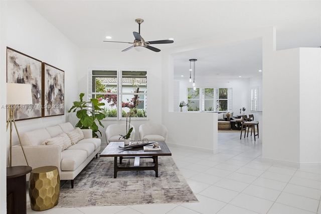 19308 Stonebrook Street, Weston, FL 33332