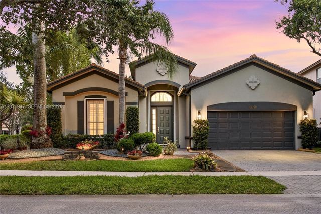 19308 Stonebrook Street, Weston, FL 33332