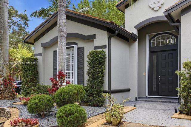 19308 Stonebrook Street, Weston, FL 33332