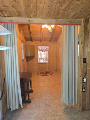 101 Dogwood Place, Point Blank, TX 77364