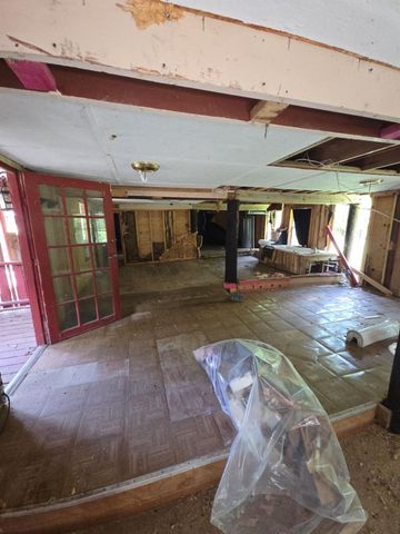 101 Dogwood Place, Point Blank, TX 77364