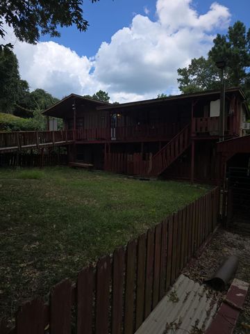 101 Dogwood Place, Point Blank, TX 77364