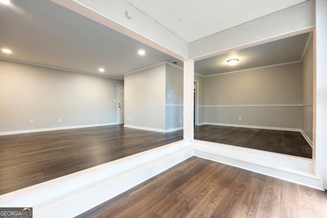 346 Carpenter Drive 18, Atlanta, GA 30328