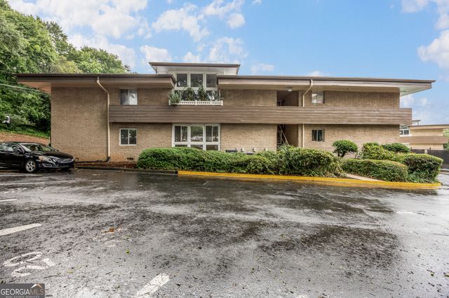 346 Carpenter Drive 18, Atlanta, GA 30328