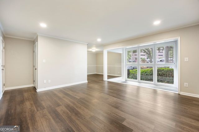 346 Carpenter Drive 18, Atlanta, GA 30328