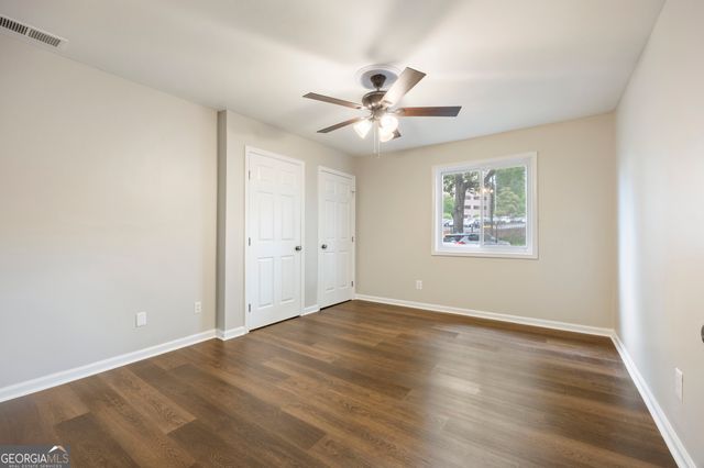 346 Carpenter Drive 18, Atlanta, GA 30328
