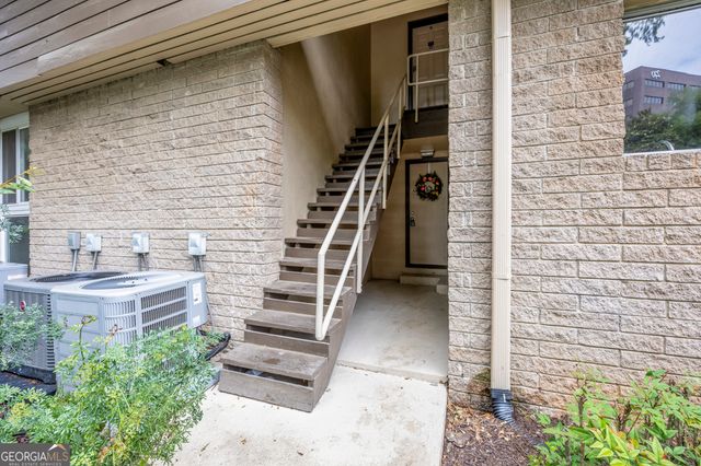 346 Carpenter Drive 18, Atlanta, GA 30328