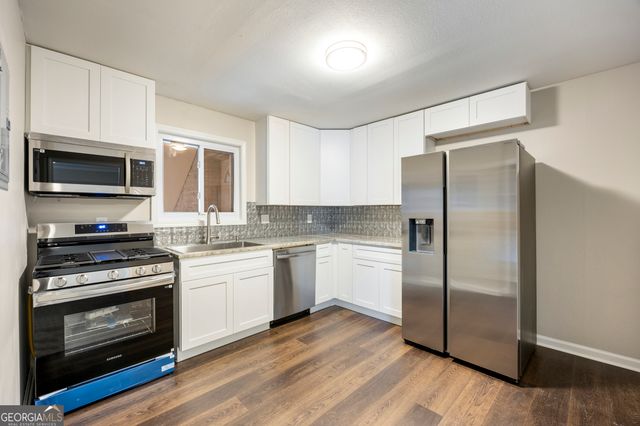346 Carpenter Drive 18, Atlanta, GA 30328