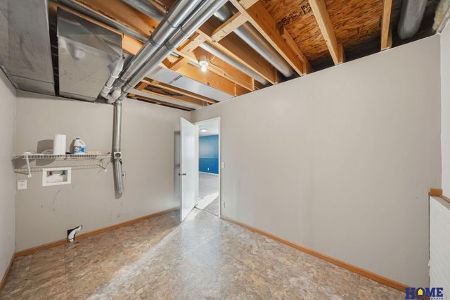 2661 W Washington Street, Lincoln, NE 68522