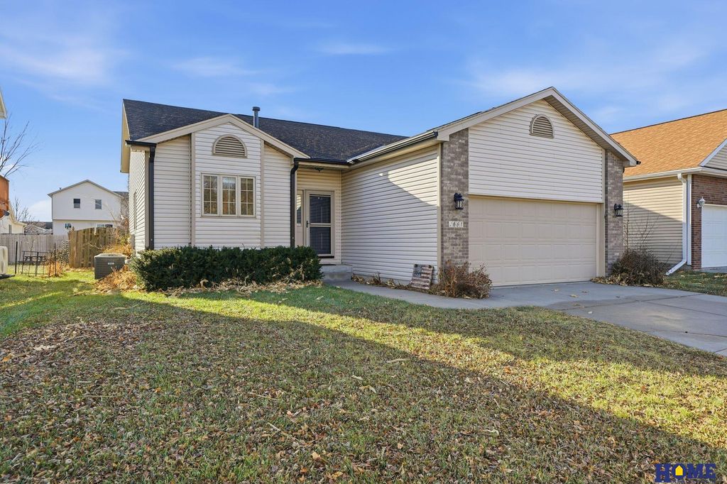 2661 W Washington Street, Lincoln, NE 68522