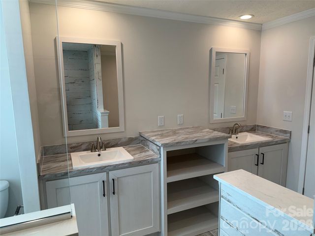 147 Titanium Drive 38, Statesville, NC 28625