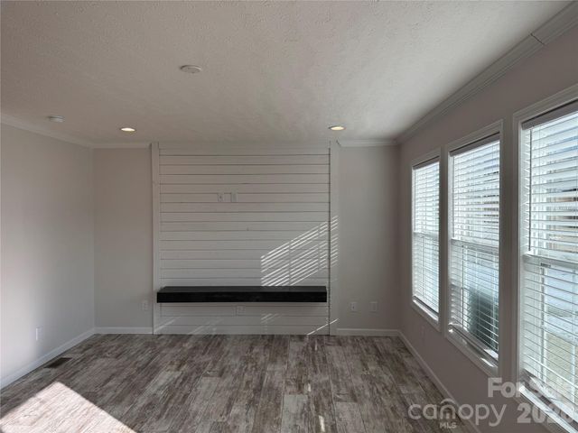 147 Titanium Drive 38, Statesville, NC 28625