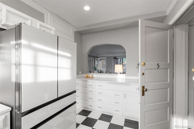 1 N Downing Street 5, Denver, CO 80218