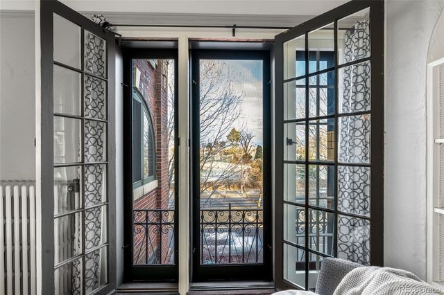 1 N Downing Street 5, Denver, CO 80218