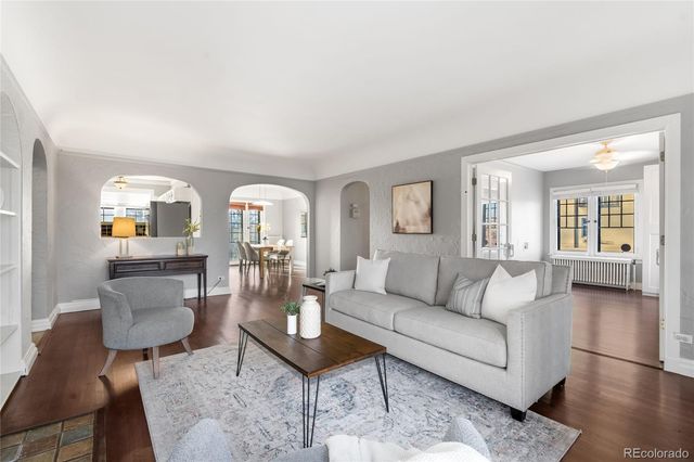 1 N Downing Street 5, Denver, CO 80218