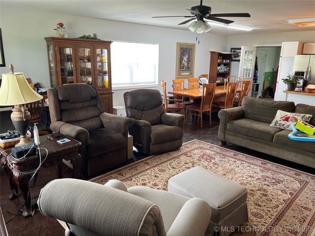 33803 S 4230 Road, Inola, OK 74036