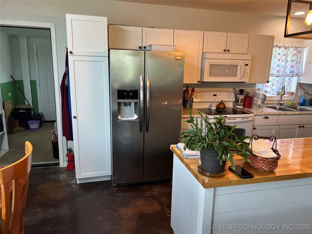 33803 S 4230 Road, Inola, OK 74036