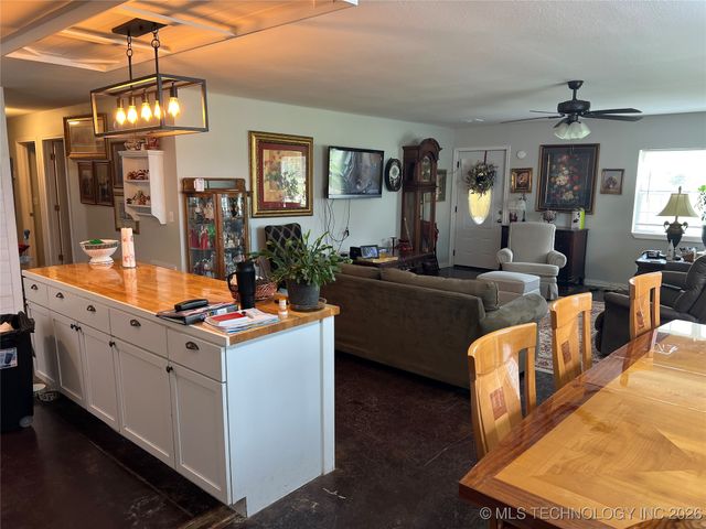 33803 S 4230 Road, Inola, OK 74036