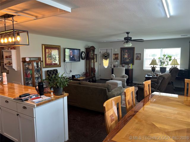 33803 S 4230 Road, Inola, OK 74036