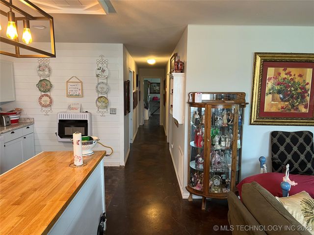 33803 S 4230 Road, Inola, OK 74036