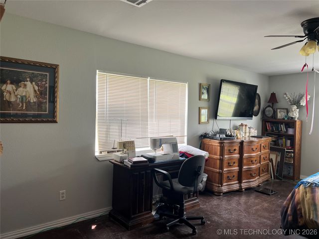 33803 S 4230 Road, Inola, OK 74036