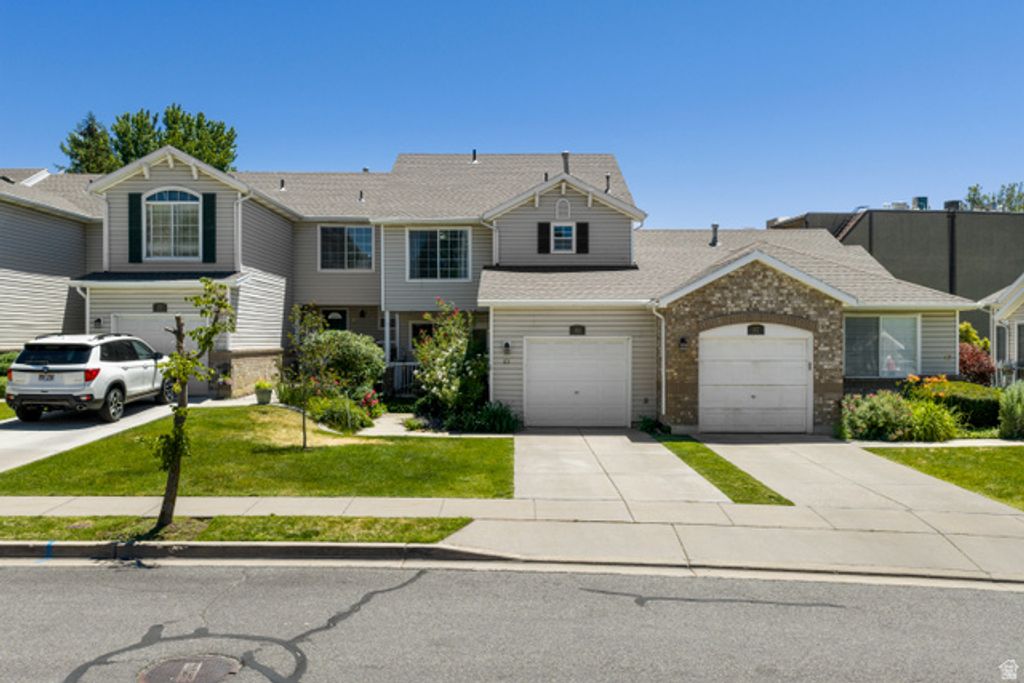 83 W 200 N, Centerville, UT 84014